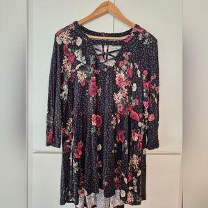 Torrid Black Floral Tunic 3/4 Sleeve